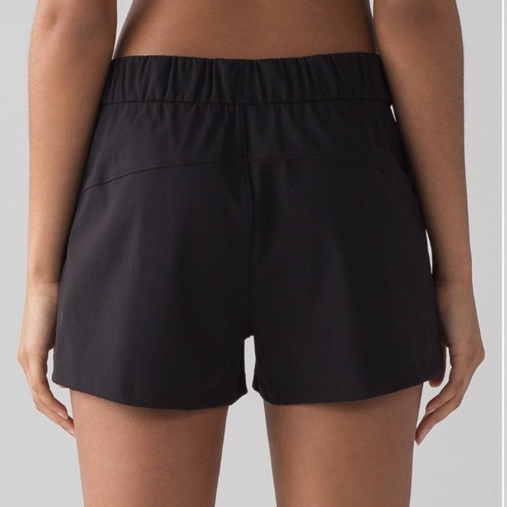 Lululemon On The Fly Short - Picture 5 of 11